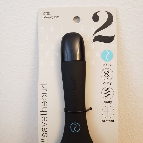 Conair Detangling Hair Brush + invisibobble Original Traceless Hair Ring - Picture 2 of 8